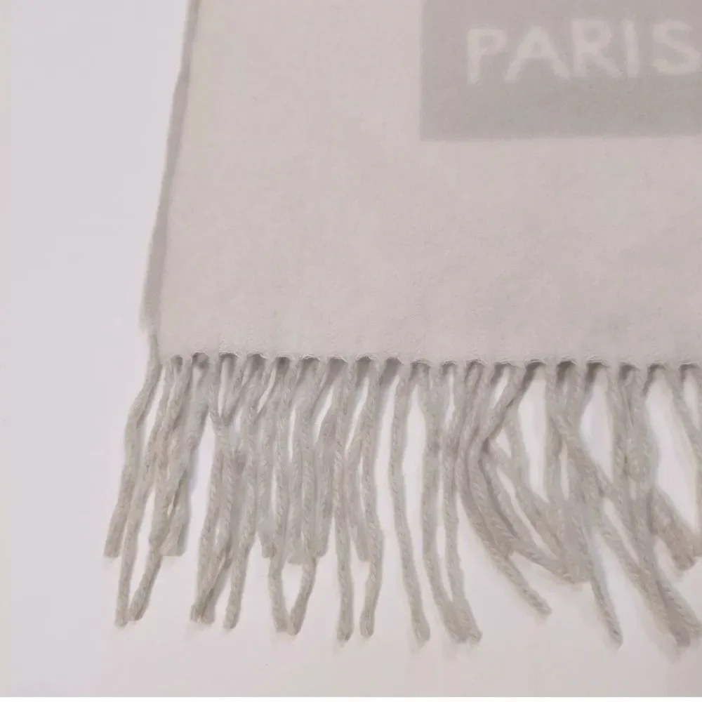 Auth Louis Vuitton Neutrals White / Ivory Gray / Beige Cashmere Baroda Scarf